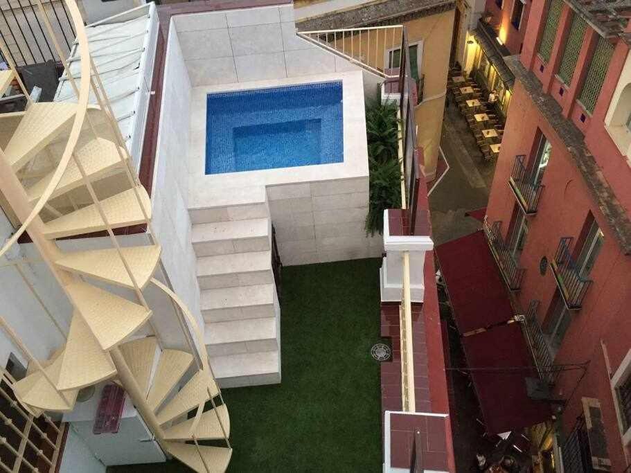 Atico Con Piscina Junto Catedral De Sevilla Exteriér fotografie