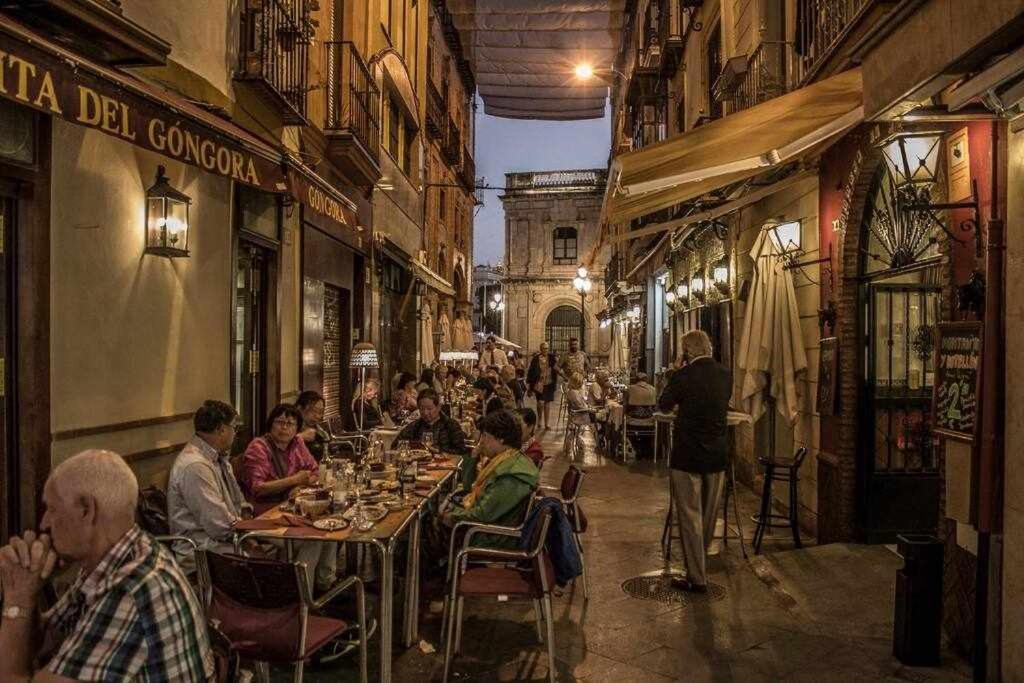 Atico Con Piscina Junto Catedral De Sevilla Exteriér fotografie