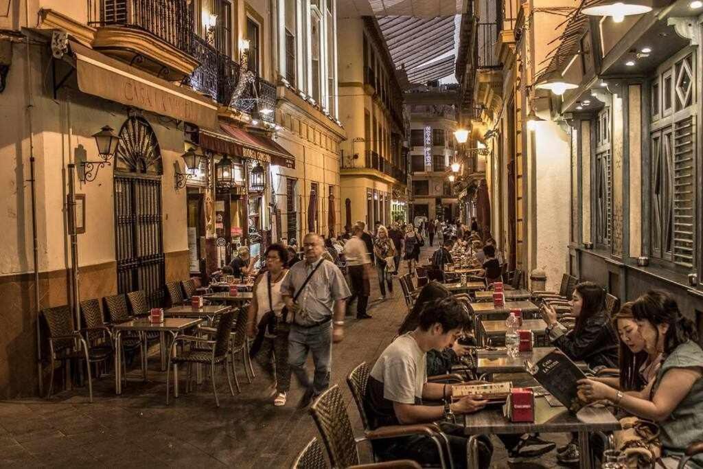 Atico Con Piscina Junto Catedral De Sevilla Exteriér fotografie