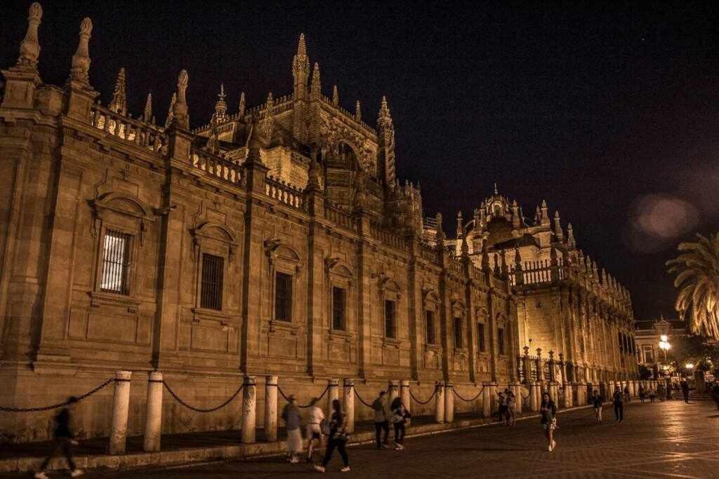 Atico Con Piscina Junto Catedral De Sevilla Exteriér fotografie